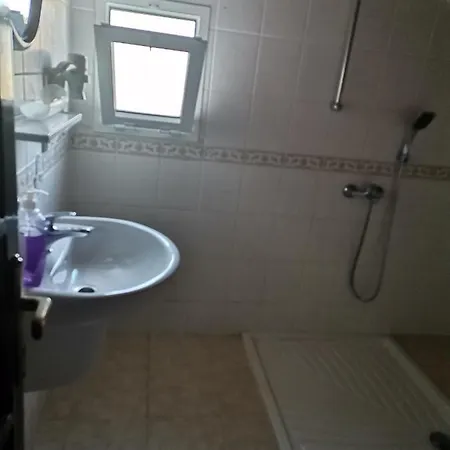 Sirius Star فندق *